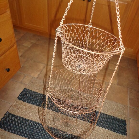 Vintage Wire 3-Tier Hanging Baskets Hook - Picture 3 of 10